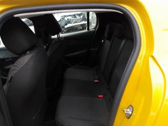 Peugeot 208  picture 24