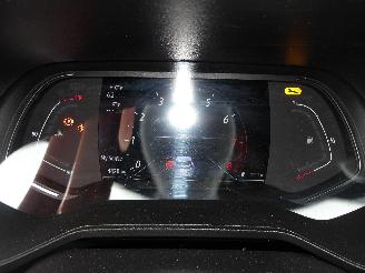 Renault Clio  picture 22