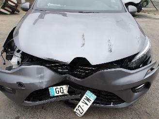Renault Clio  picture 11