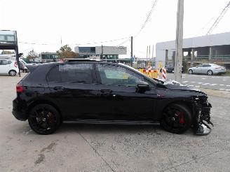 Volkswagen Golf GTI picture 6