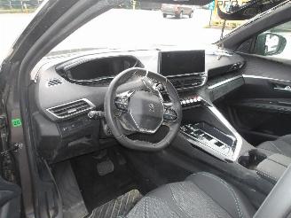 Peugeot 5008 HYBRID ALLURE picture 18