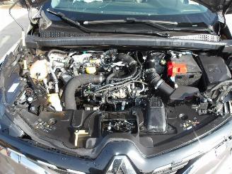 Renault Captur  picture 21