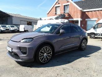 Schadeauto Porsche Macan 4 TYPE 95B 2024/10