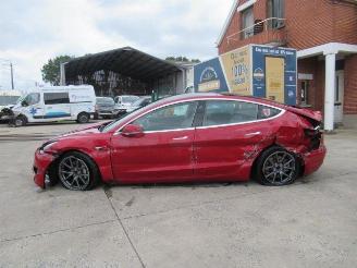Tesla Model 3  picture 8