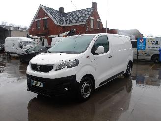 Vaurioauto  commercial vehicles Peugeot Expert  2017/11