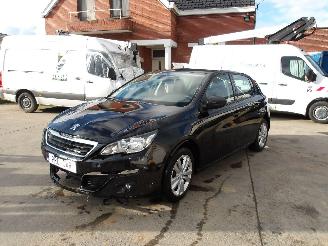 Coche accidentado Peugeot 308  2014/5