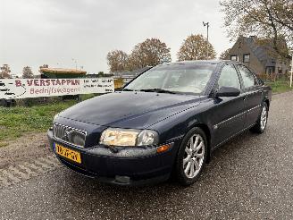 Voiture accidenté Volvo S-80 2.4T AUTOMAAT (TURBO) 2002/3