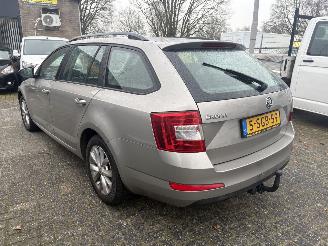 Skoda Octavia 1.2 TSI COMBI picture 4