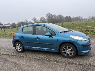 Peugeot 207 1.4 XR 5 DEURS, 125.000 KM N.A.P. picture 17