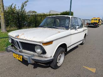 Schadeauto BMW 1502-2002 1602 E10 RESTAURATIE PROJECT / DECORATIE AUTO 1973/1