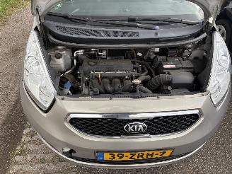 Kia Venga 1.4 CVVT Plus Pack NAVIGATIE, AIRCO, CAMERA ENZ picture 31