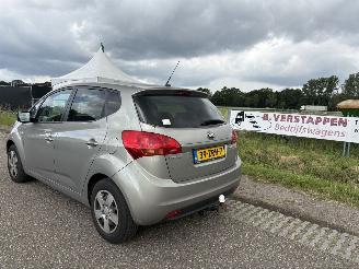 Kia Venga 1.4 CVVT Plus Pack NAVIGATIE, AIRCO, CAMERA ENZ picture 4