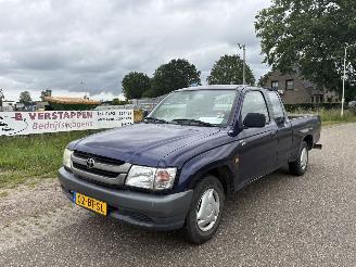 damaged commercial vehicles Toyota Hilux 2.5 D4-D 90 EXTRA OPEN LAADBAK / PICK-UP  84.217 KM N.A.P. ! 2005/6
