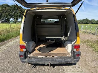 Volkswagen Transporter 1.9 TD DUBBELE CABINE picture 19