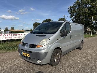 skadebil bedrijf Renault Trafic 2.5 DCI 107KW L2/H1 AIRCO 2007/1