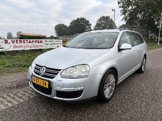 Voiture accidenté Volkswagen Golf VARIANT 1.9 TDI AIRCO 2009/3