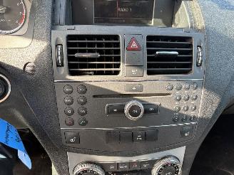 Mercedes C-klasse Estate 180 K BlueEFFICIENCY picture 10