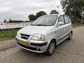 damaged passenger cars Hyundai Atos -PRIME AIRCO 2007/6