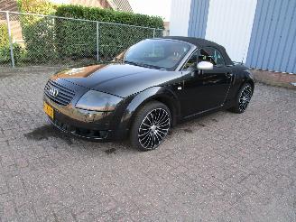 Avarii autoturisme Audi TT 1.8 Turbo 225 PK Cabrio Quattro 6-Bak 2002/10