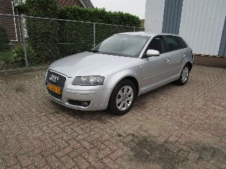 krockskadad bil auto Audi A3 2.0 FSI Automaat Leder Clima 2005/4