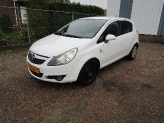 Unfallwagen Opel Corsa 1.3 CDTI Navi Airco 2010/11