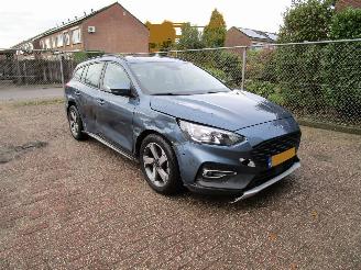 Ford Focus 1.0 Hybride Camere Navi 6-Bak picture 3