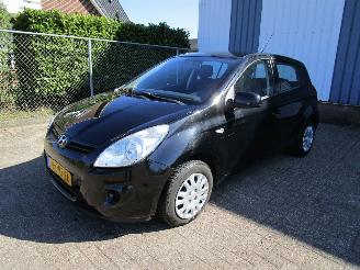 Damaged car Hyundai I-20 Airco Radio/CD 5-Drs 2012/6