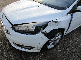 Ford Focus 1.0 Titanium Navi Clima 6-Bak picture 6