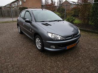 Peugeot 206 1.4 Generation Airco 146.000 Km picture 3