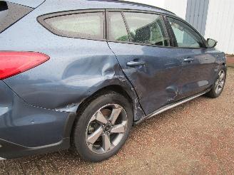 Ford Focus 1.0 Navi Camera Clima 6-Bak picture 8