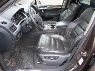 Volkswagen Touareg 4.2 V8 TDI Grijs kenteken picture 13