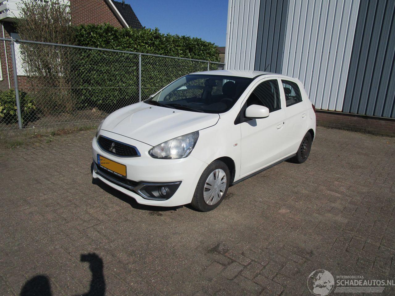 Mitsubishi Space-star Airco Radio/CD Parelmoer Wit