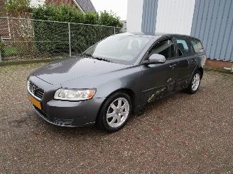 skadebil auto Volvo V-50 1.6 D Clma Radio/CD 6-Bak 2011/1