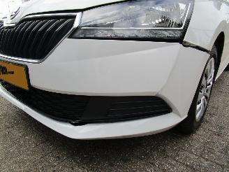 Skoda Fabia 1.0 TSI Navi Airco picture 6