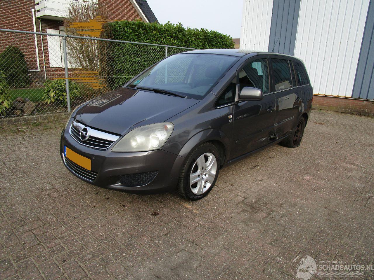 Opel Zafira 2.2 Automaat 111 Years 7-Pers.