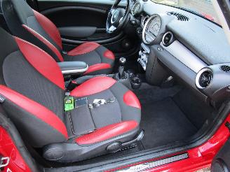 Mini Cooper 1.6 Airco Leder 174.000 KM picture 13