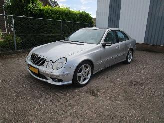 Auto incidentate Mercedes E-klasse 500 V8 Navi Leder 2003/2