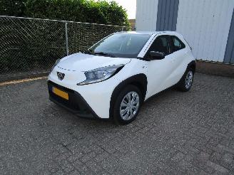 Schadeauto Toyota Aygo X Automaat Camera Navi 31.000 Km 2023/3