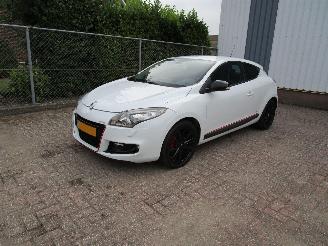 Auto incidentate Renault Mégane Coupe 1.4 TCE Monaco GP Parelmoer Wit 2012/2