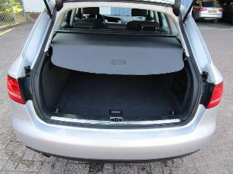 Audi A4 2.0 TDI Navi Clima Schadevrij 6-Bak picture 12