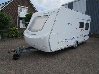 skadebil caravan Caravelair  Eldorado 460 2004/9