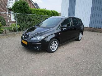 Vaurioauto  passenger cars Seat Altea xl 1.2 TSI Navi Clima 6-Bak 2010/4