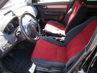 Suzuki Swift 1.3 Airco Radio/CD 5-Drs picture 15