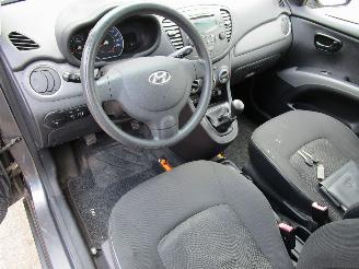 Hyundai I-10 Radio/CD picture 16