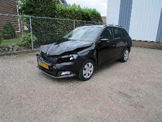 Unfallwagen Skoda Fabia 1.2 TSI Clima Radio/CD 2016/2