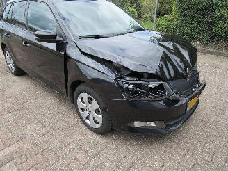 Skoda Fabia 1.2 TSI Clima Radio/CD picture 10