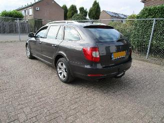 Skoda Superb 1.8 TSI DSG Navi Clima picture 2