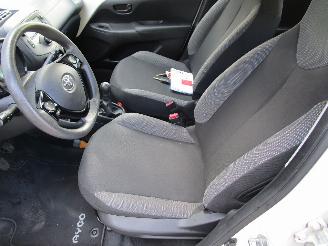 Toyota Aygo Airco Radio/CD 5-Drs picture 14