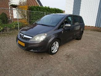 uszkodzony samochody osobowe Opel Zafira 2.2 Automaat Navi 7-Pers 2010/7