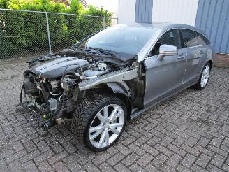 skadebil auto Mercedes CLS 350 CDI Navi Leder Clima 2013/3